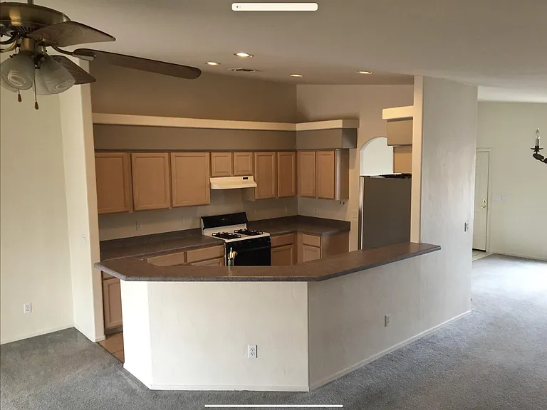 2344 W Horseshoe Pl — Photo 3