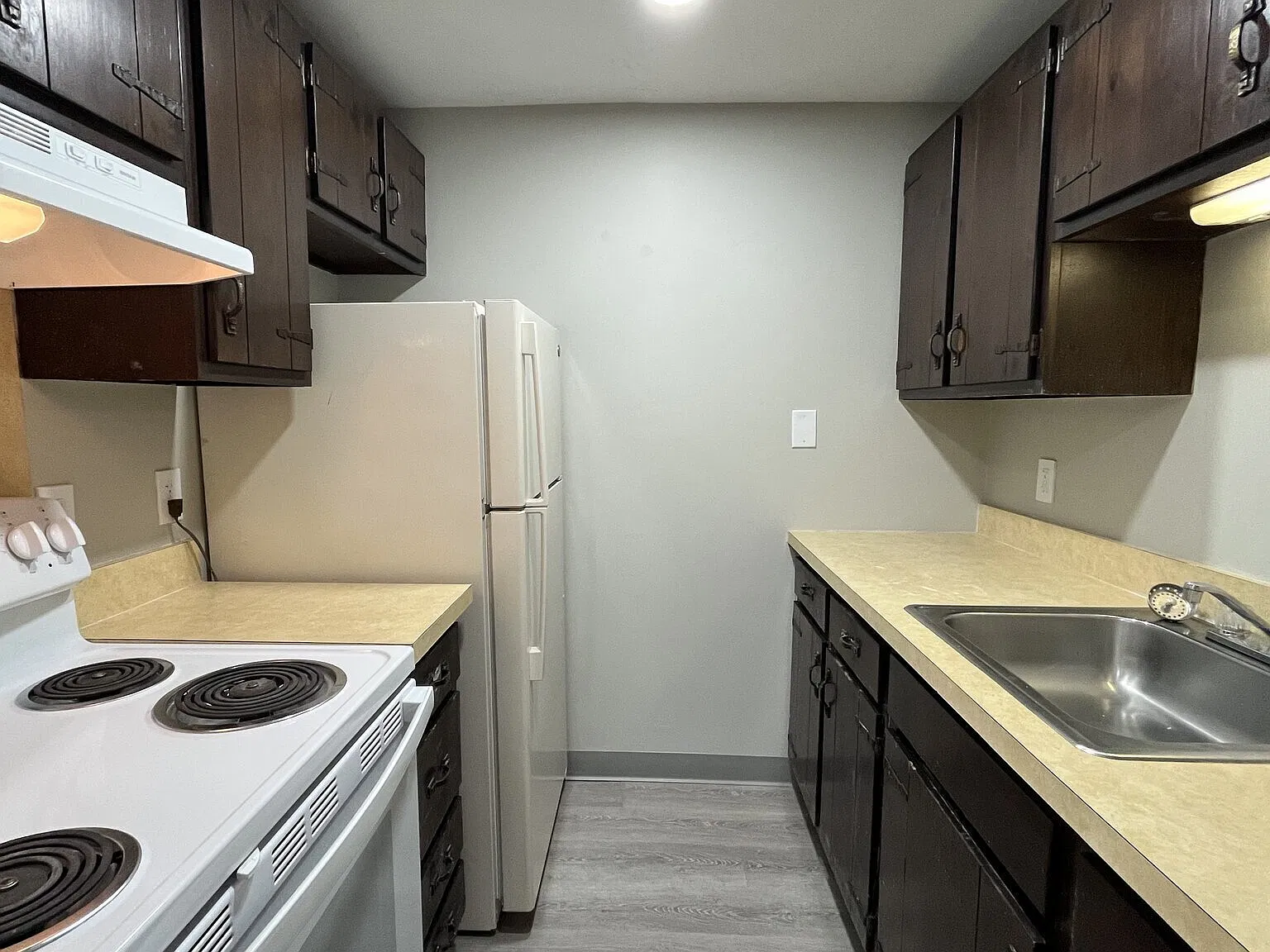 No one above or below! Cozy 1-Bedroom Villa in quiet Dallastown neighborhood! — Photo 3