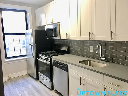 Rented by Uptown Flats LLC | media 9