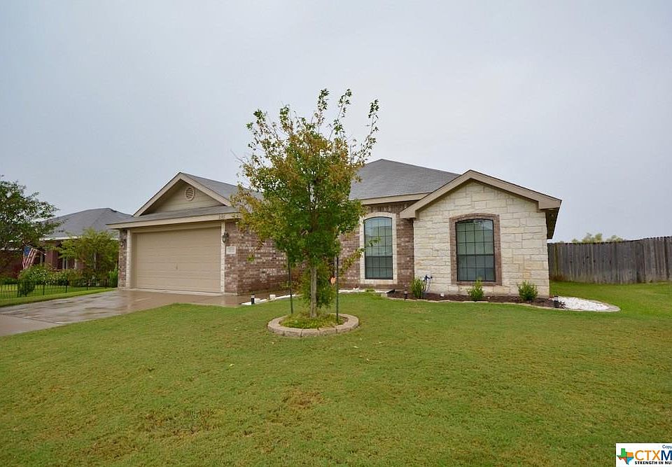 1st image of 2101 Lindsey Dr