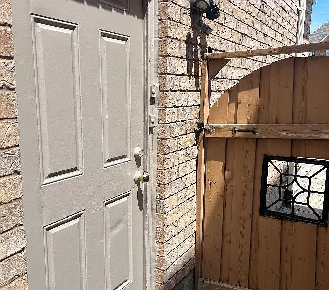 5484 Freshwater Dr #BASEMENT — Photo 17
