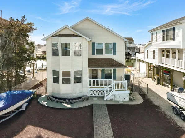 348 Kingfisher Rd, Tuckerton, NJ 08087