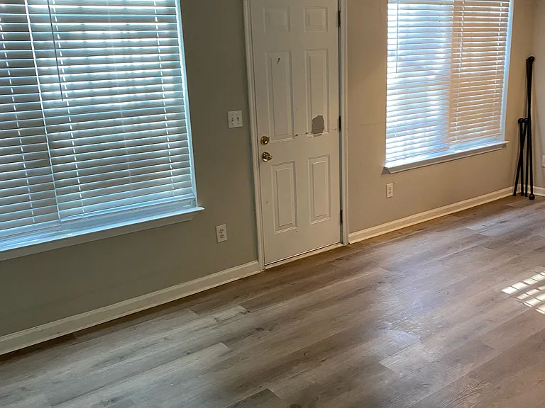 5057 Windsor Forrest Ln — Photo 7