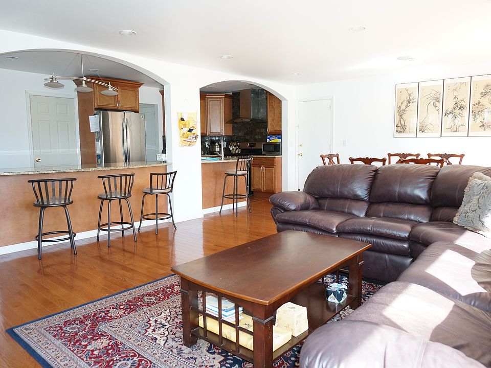 1st image of 41 S Ashby Ave