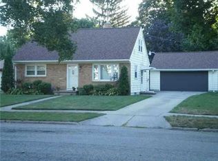 4524 Devonshire Ave, Lansing, MI 48910