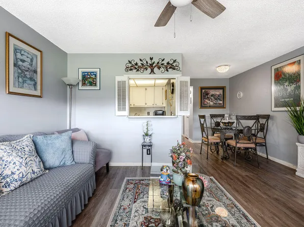 393 Windsor Q, West Palm Beach, FL 33417