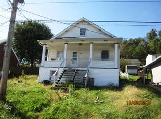 712 Highland Ave, Charleroi, PA 15022