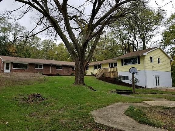 5th image of 419 E Main St