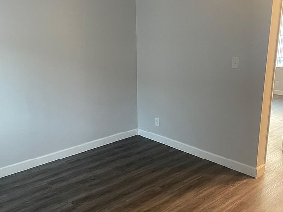 2nd image of 3510 Emerald St APT 4