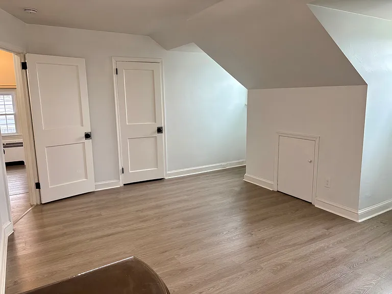 7 Crestwood Pl — Photo 37
