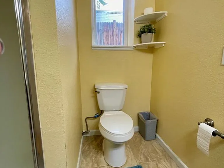 3415 E 29th Ave — Photo 21