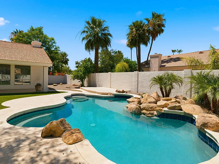 8638 E Dahlia Dr — Photo 52