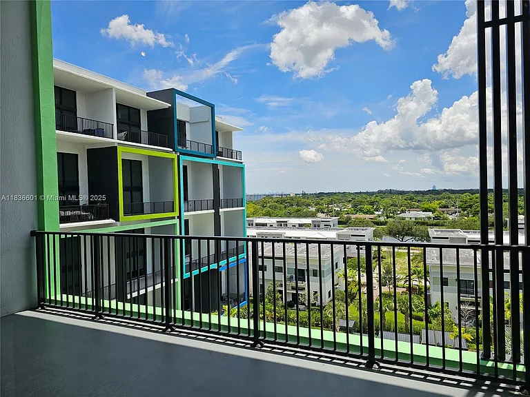 4400 Sunrise Blvd #T1 — Photo 33