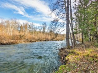 9439 Holland Loop Rd, Cave Junction, OR 97523