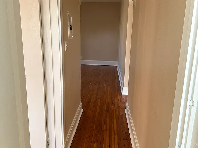 4828 Glenway Ave — Photo 8