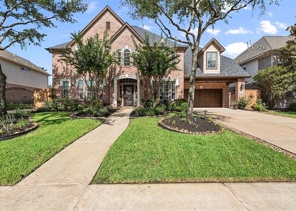 Welcome home to 10211 Birchline Dr. The amazing curb appeal will leave you wanting more.