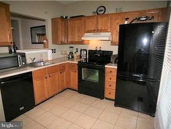 3rd image of 7013 Flag Harbor Dr