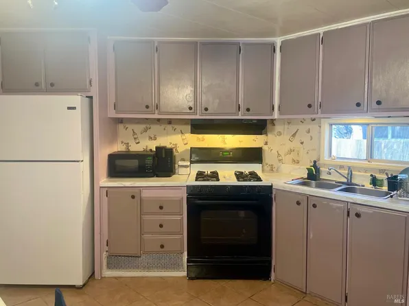 4080 Burke Hill Drive #4, Ukiah, CA 95482