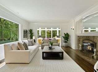 2101 Irving Ave S, Minneapolis, MN 55405