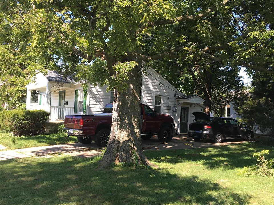2nd image of 951 W Cherry St