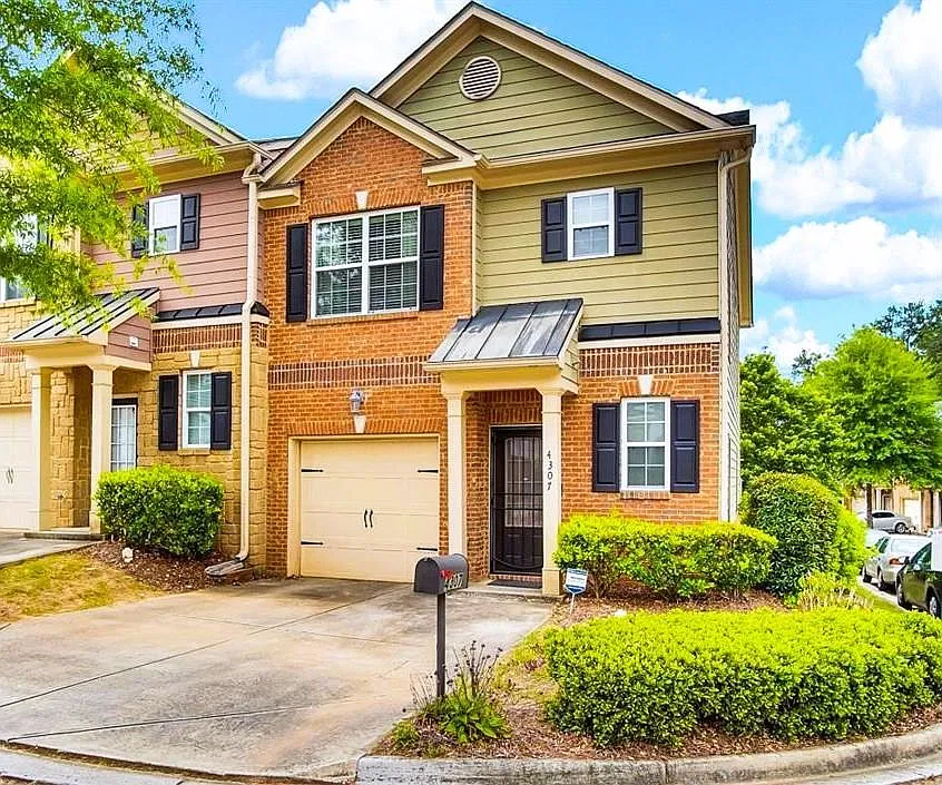 3 bed, 2.5 bath, 1520 sqft, $2,000 — Photo 1