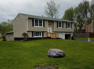 109 Finwood Dr, Baldwinsville, NY 13027