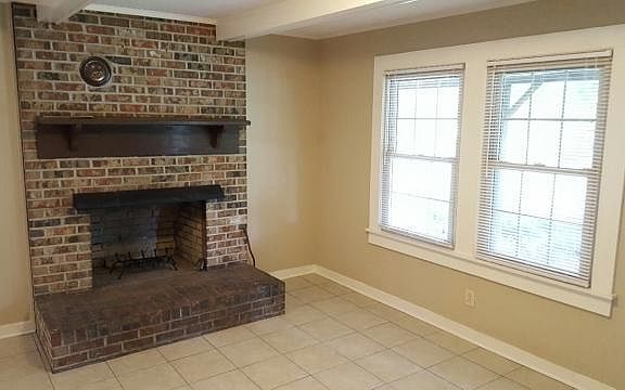 4th image of 2415 Yearwood Ave