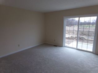 33149 Beverly Ln, Avon Lake, OH 44012