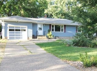 1805 46th St E, Inver Grove Heights, MN 55077