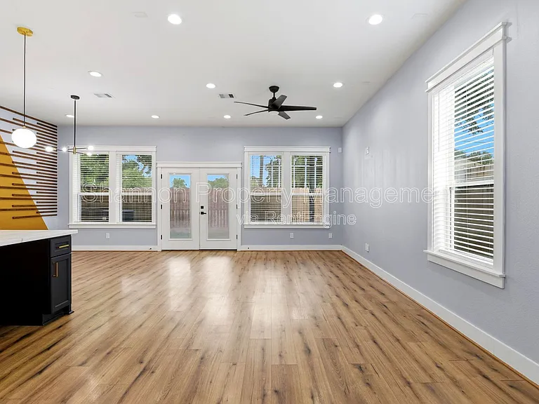 6476 T C Jester Blvd — Photo 13