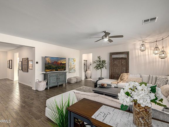 4th image of 20681 N DANIELLE Avenue