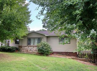 206 Church Ave N, Rockwood, TN 37854