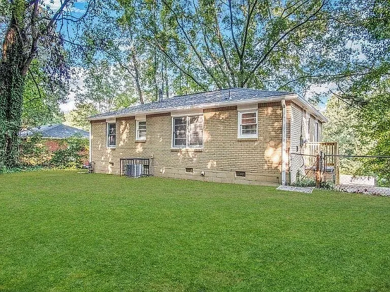 1425 Cobb Branch Dr — Photo 10