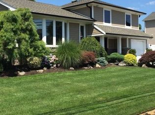 2335 Legion St, Bellmore, NY 11710
