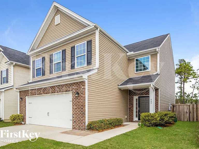 445 Whispering Breeze Ln — Photo 2