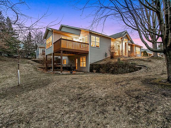 2nd image of 150 Wedgewood Dr