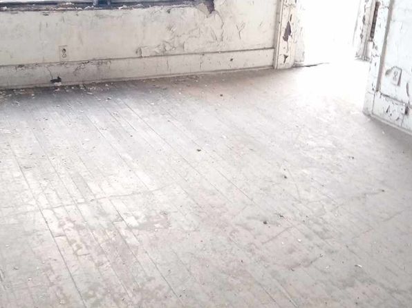 detroit-michigan-245793111 picture