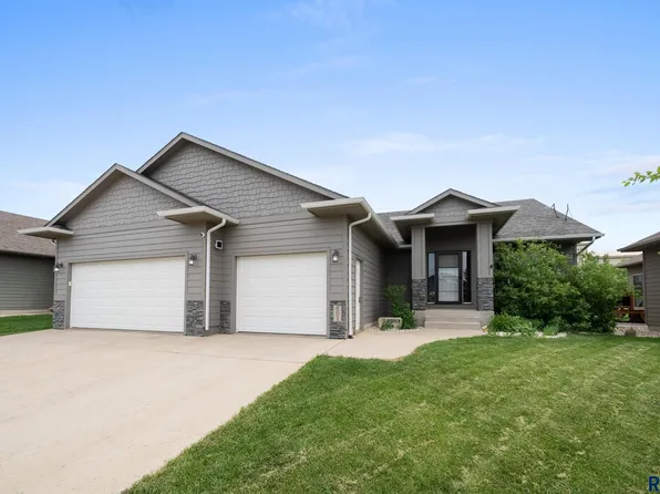 601 W Highpointe St, Tea, SD 57064
