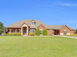 4461 Parker Ln, Midlothian, TX 76065