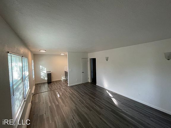 2nd image of 2008 W Sunset Blvd #10572247