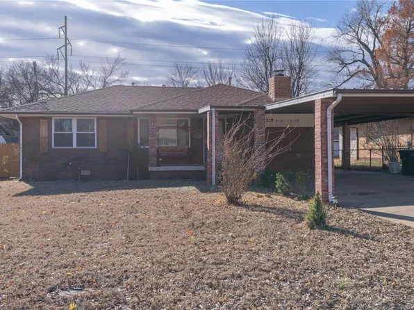 229 Burk Dr, Del City, OK 73115