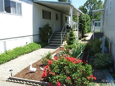 2nd image of 220 Barcelona Dr