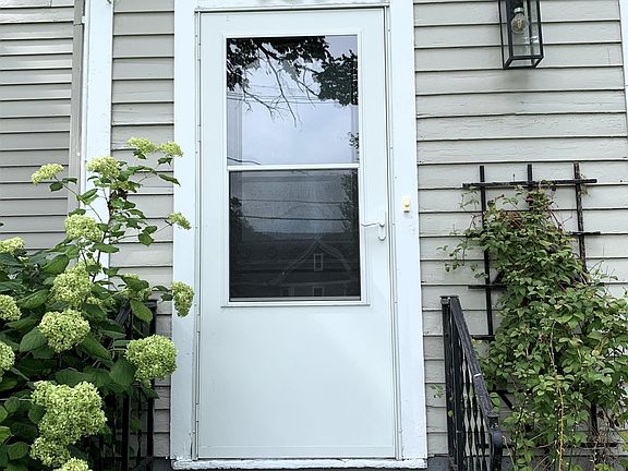 4th image of 508 S Charles St