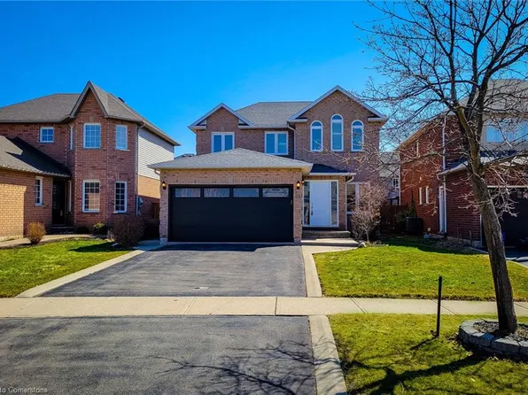 20 Keewaydin St, Hamilton, ON L8B 0K1