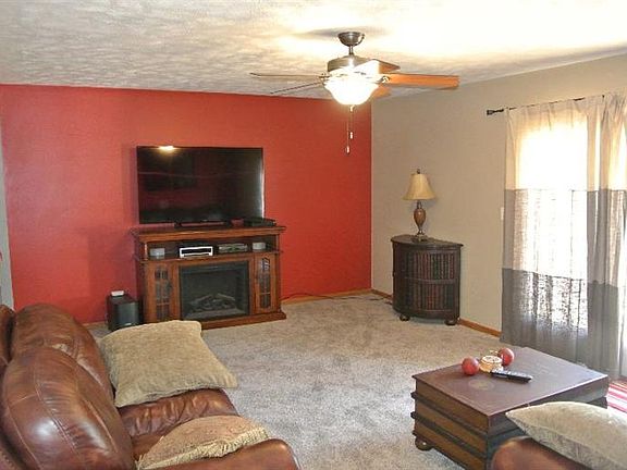4th image of 5007 Cresthaven Dr