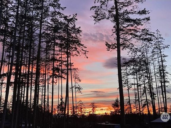 3rd image of 1093 Paul Avenue