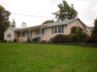 165 Robbinsville Allentown Rd, Robbinsville, NJ 08691