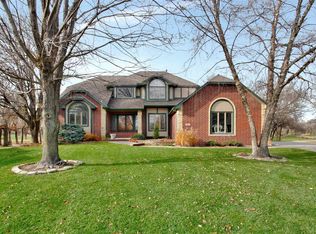 101 S Breezy Pointe Cir, Wichita, KS 67235