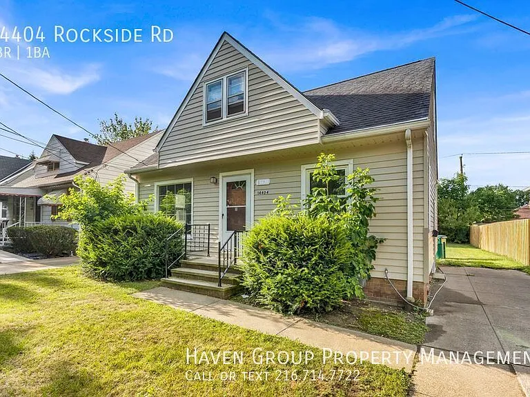 14404 Rockside Rd — Photo 2