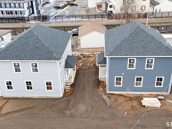 2nd image of 23 Hall Ave